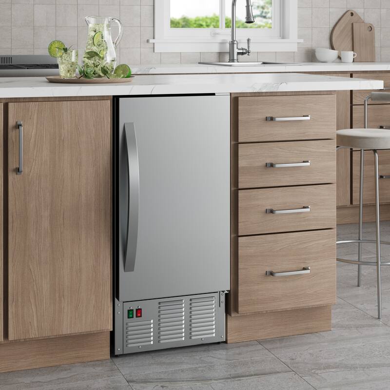 EdgeStar 15 Inch Wide 25 Lbs. Capacity Built-In Ice Maker with 50 Lbs.