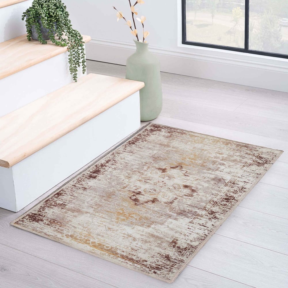 Superior Dove Geometric Washable Indoor Area Rug