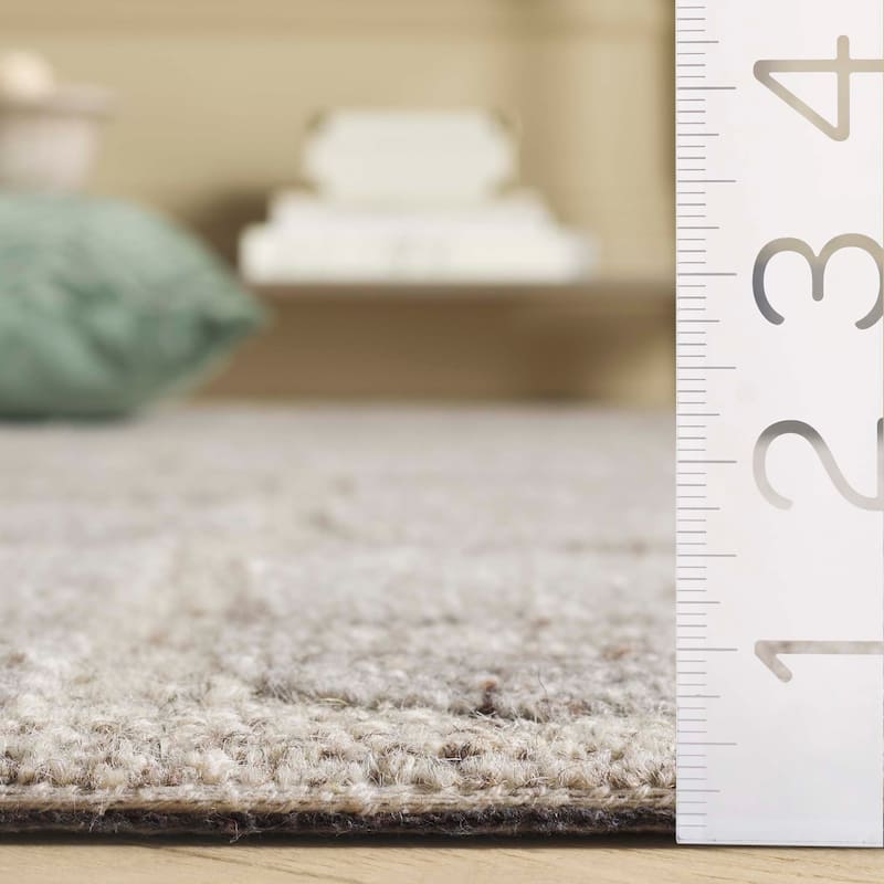 SAFAVIEH Handmade Harvest Dessislava Modern Contemporary Wool Rug