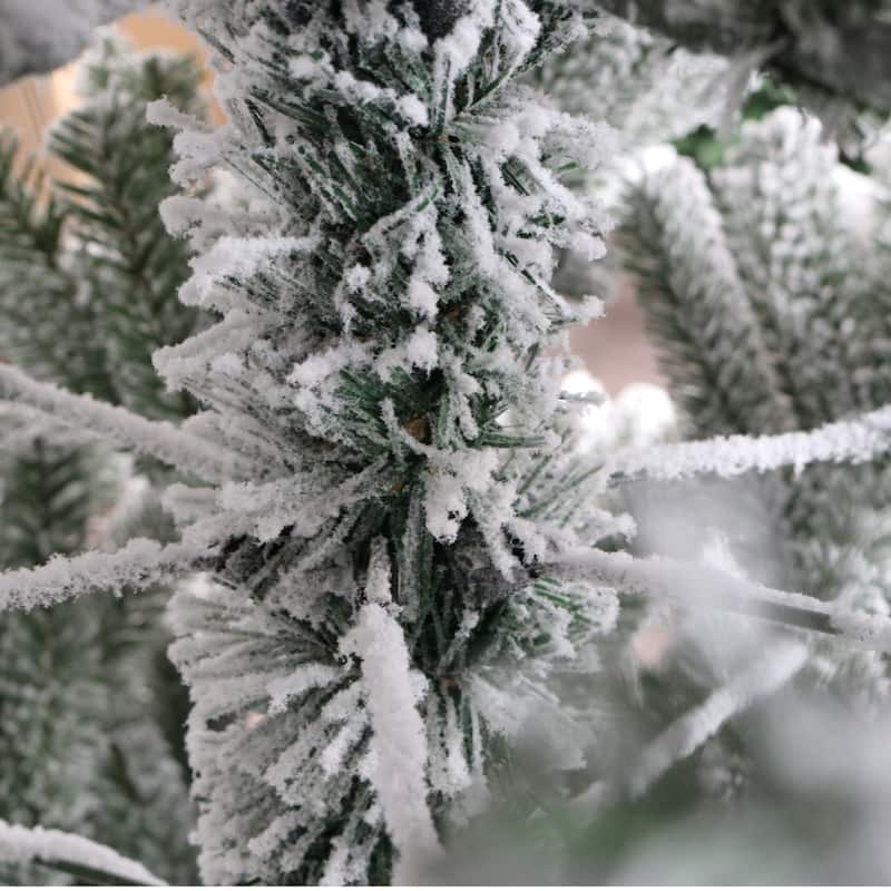 Snow Flocked Christmas Tree 7ft Artificial Hinged Pine Tree - N/A