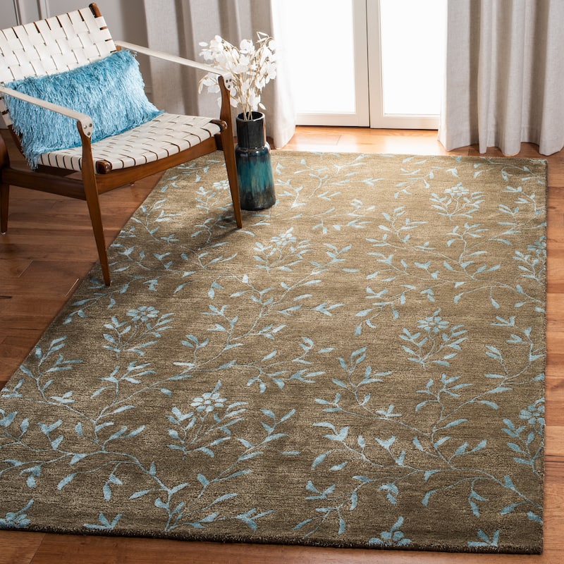 SAFAVIEH Handmade Soho Jerrica N.Z. Wool Rug - 8'3" x 11' - Brown/Light Blue