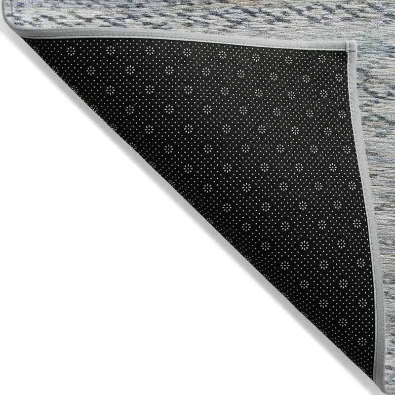 Machine Washable Indoor/Outdoor Modern Trellis Chantille Rug