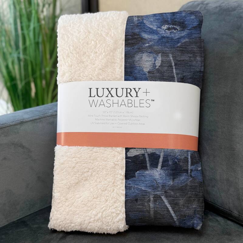 Premium Machine Washable Modern Floral Sherpa Throw Blanket