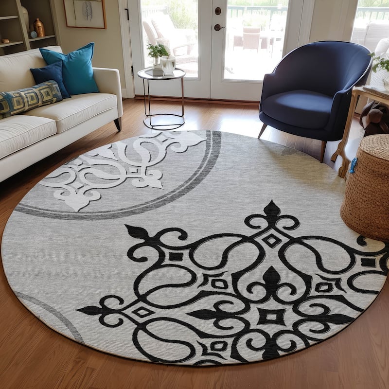 Machine Washable Indoor/ Outdoor Chantille Bold Medallion Rug