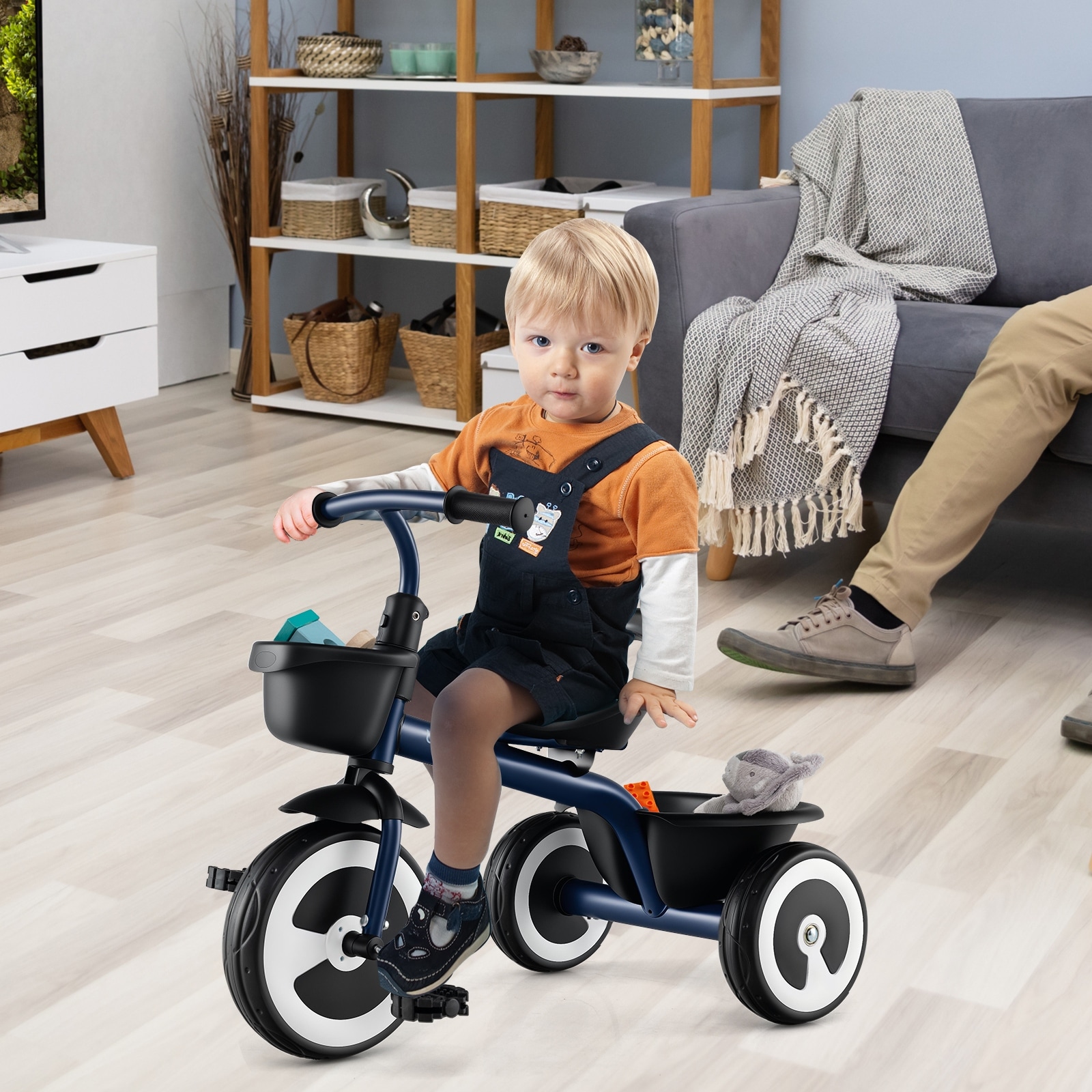 Toddler Tricycle with Adjustable Seat and Storage Baskets for 1.5-5 Years Old-White