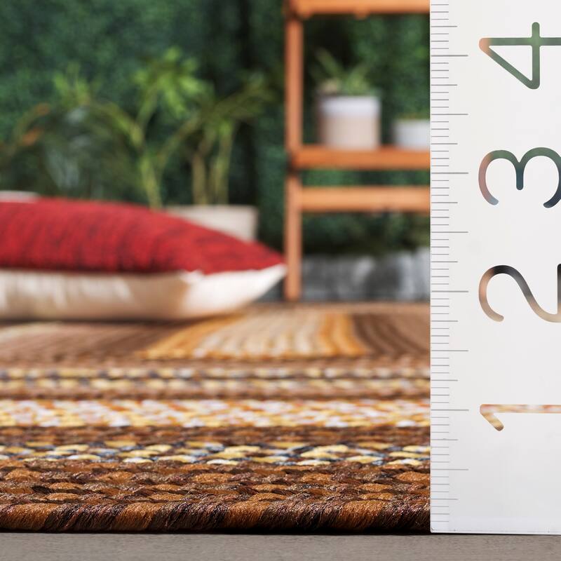 SAFAVIEH Handmade Braided Tomislava Country Rug