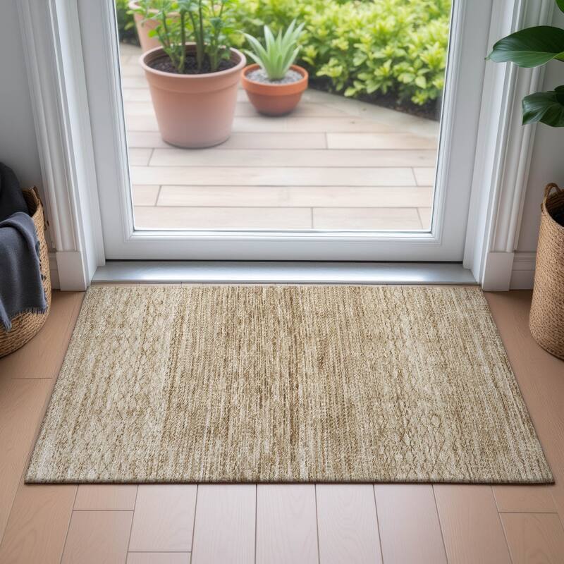 Machine Washable Indoor/Outdoor Modern Trellis Chantille Rug