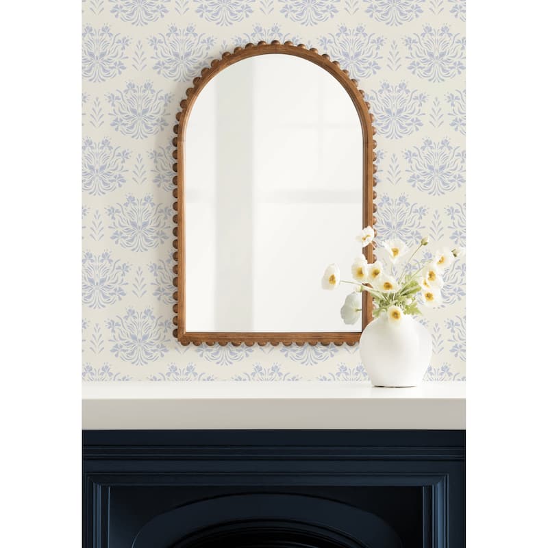 Kate and Laurel Beadbrook Arched Wall Mirror