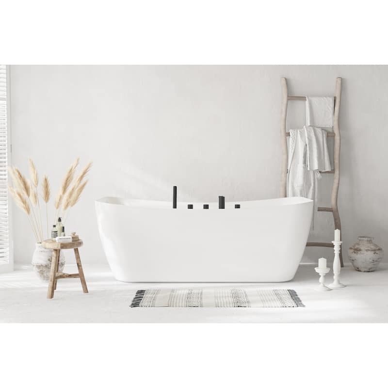 Haley Soaking Bathtub in Glossy White