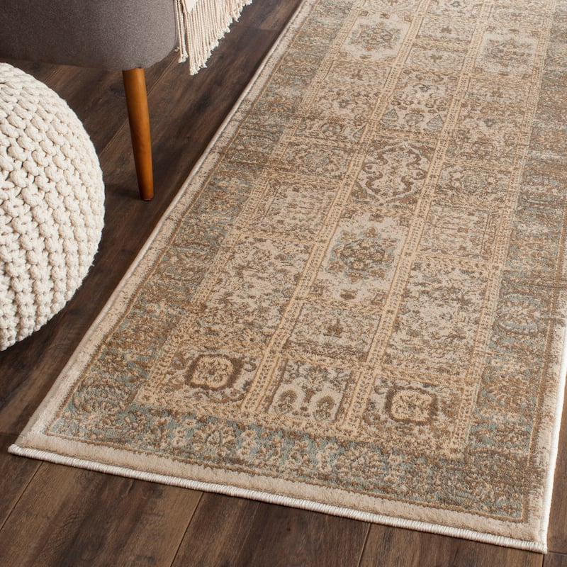 SAFAVIEH Vintage Distressed Boho Charity Oriental Rug