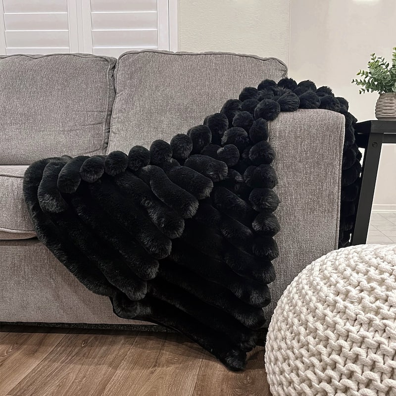The Mood Channel FauxFur Throw - Black