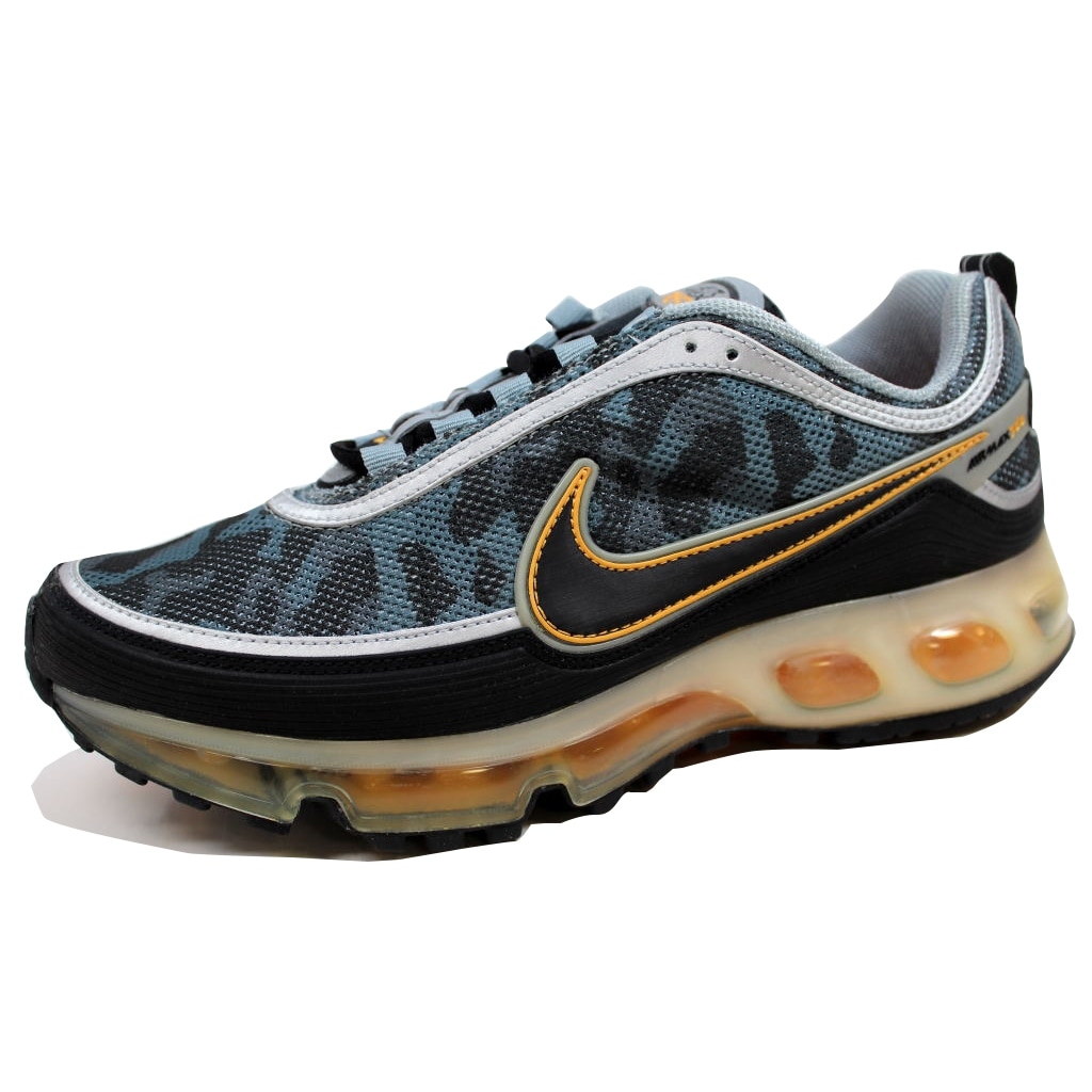 nike camouflage tennis shoes