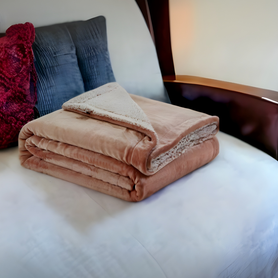 80 X 60 Blush Knitted Polyester Plush Throw Blanket Bed Bath Beyond 39174351