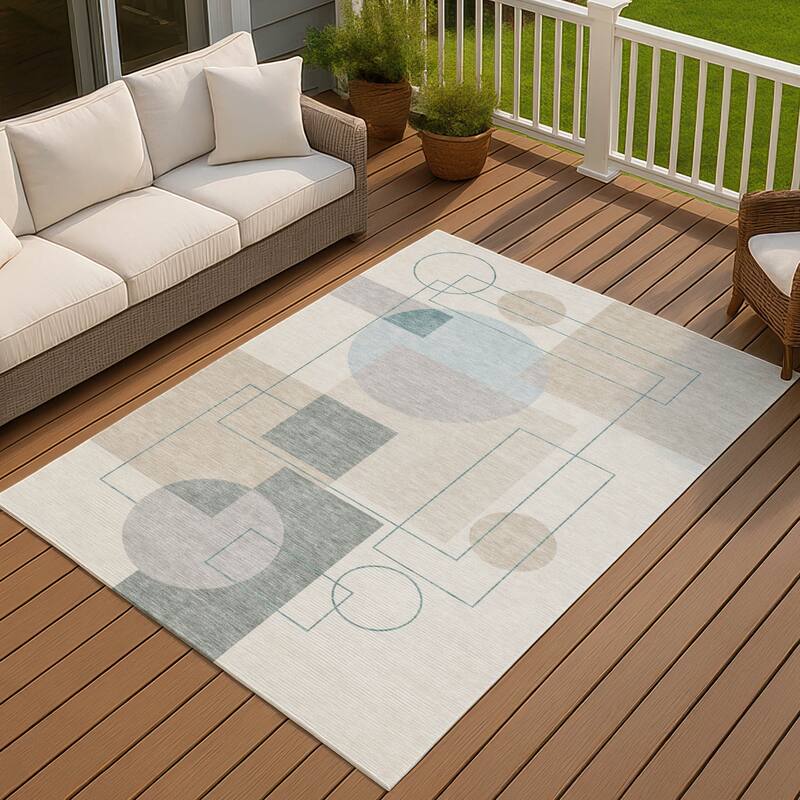 Machine Washable Indoor/ Outdoor Modern Filly Chantille Rug