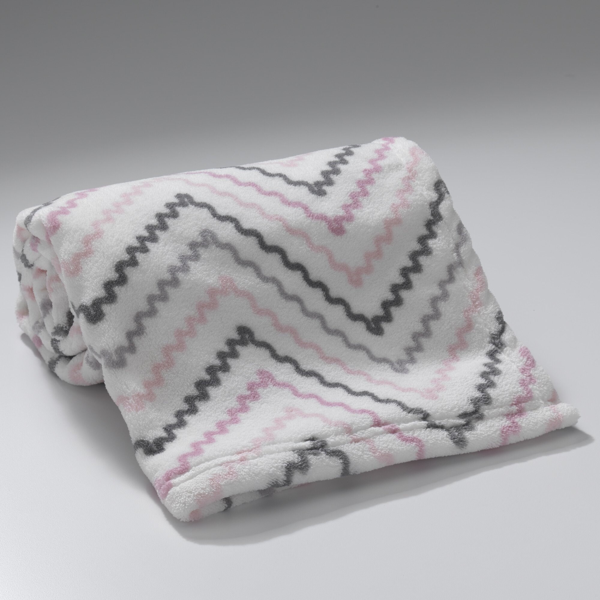 pink fleece baby blanket