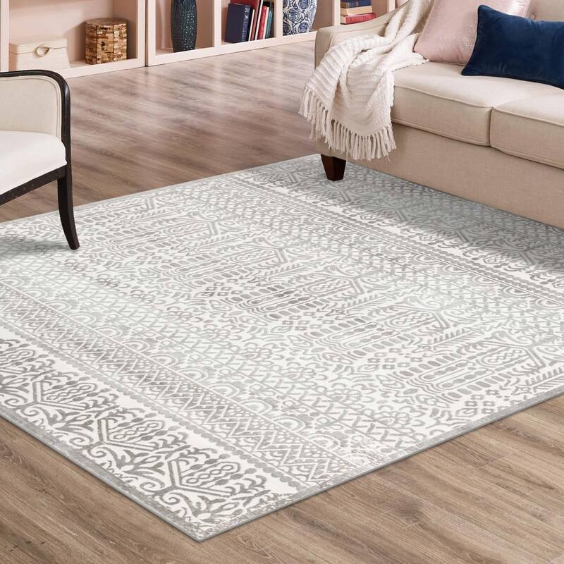 Southwestern/Lodge Richye Collection Area Rug - Gray - 7'10" Square
