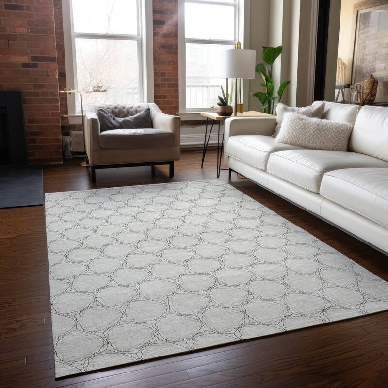 Machine Washable Indoor/ Outdoor Abstract Trellis Chantille Rug