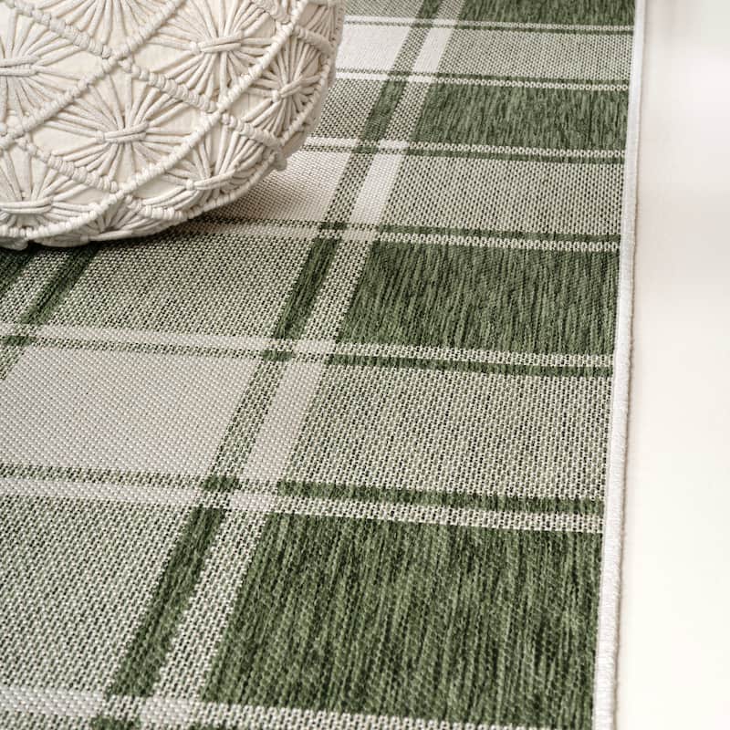 JONATHAN Y Lior Traditional Farmhouse Bold Gingham Indoor/Outdoor Area Rug