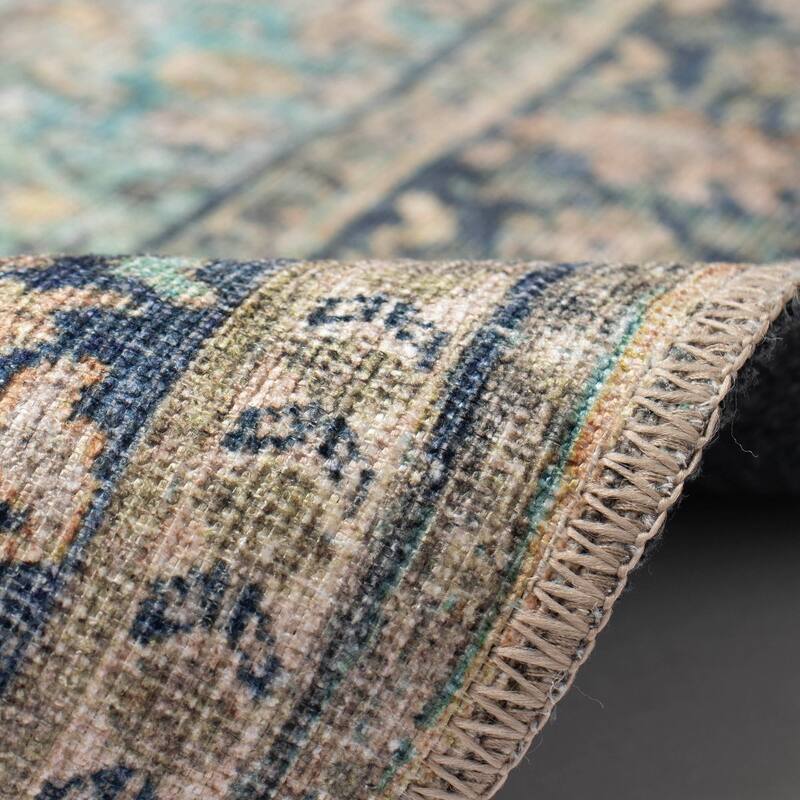 Liora Manne Inspirations Sarouk Indoor Area Rug