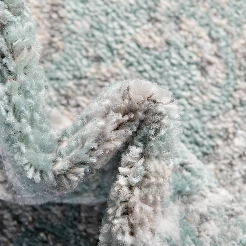 Traditional Taylor Collection Area Rug