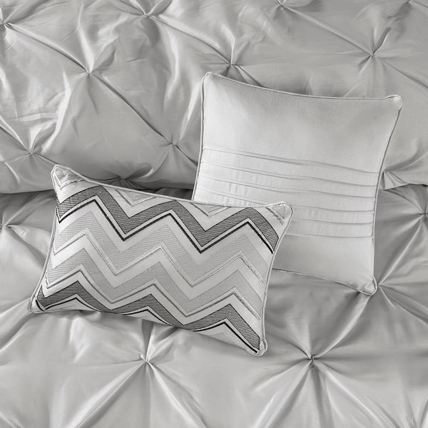 Madison Park Essentials Loretta 24-Piece Room in a Bag with Window Panels and Sheet Set - Grey - King