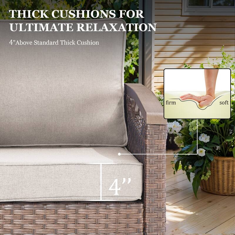 360° Swivel Outdoor Rattan Chair with Thickened Cushion