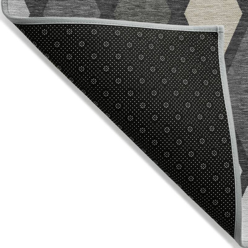HomeRoots Geometric Transitional Rectangle Outdoor Rug