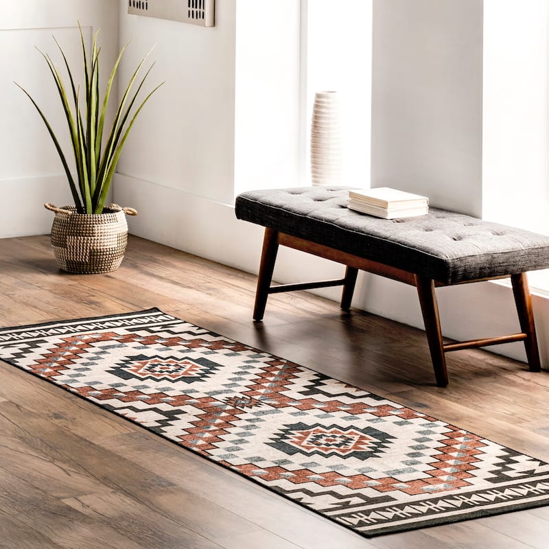 Nuloom Leighton SpinClean Machine Washable Southwestern Medallion Area Rug