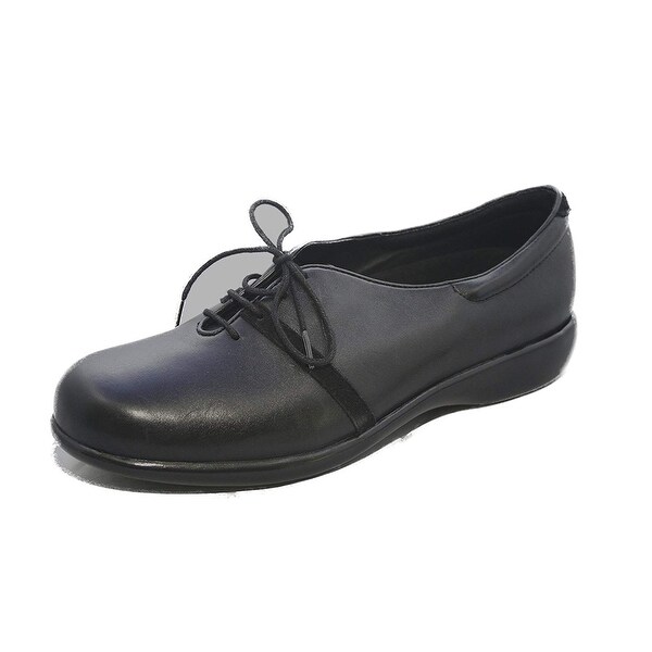 round toe oxfords womens