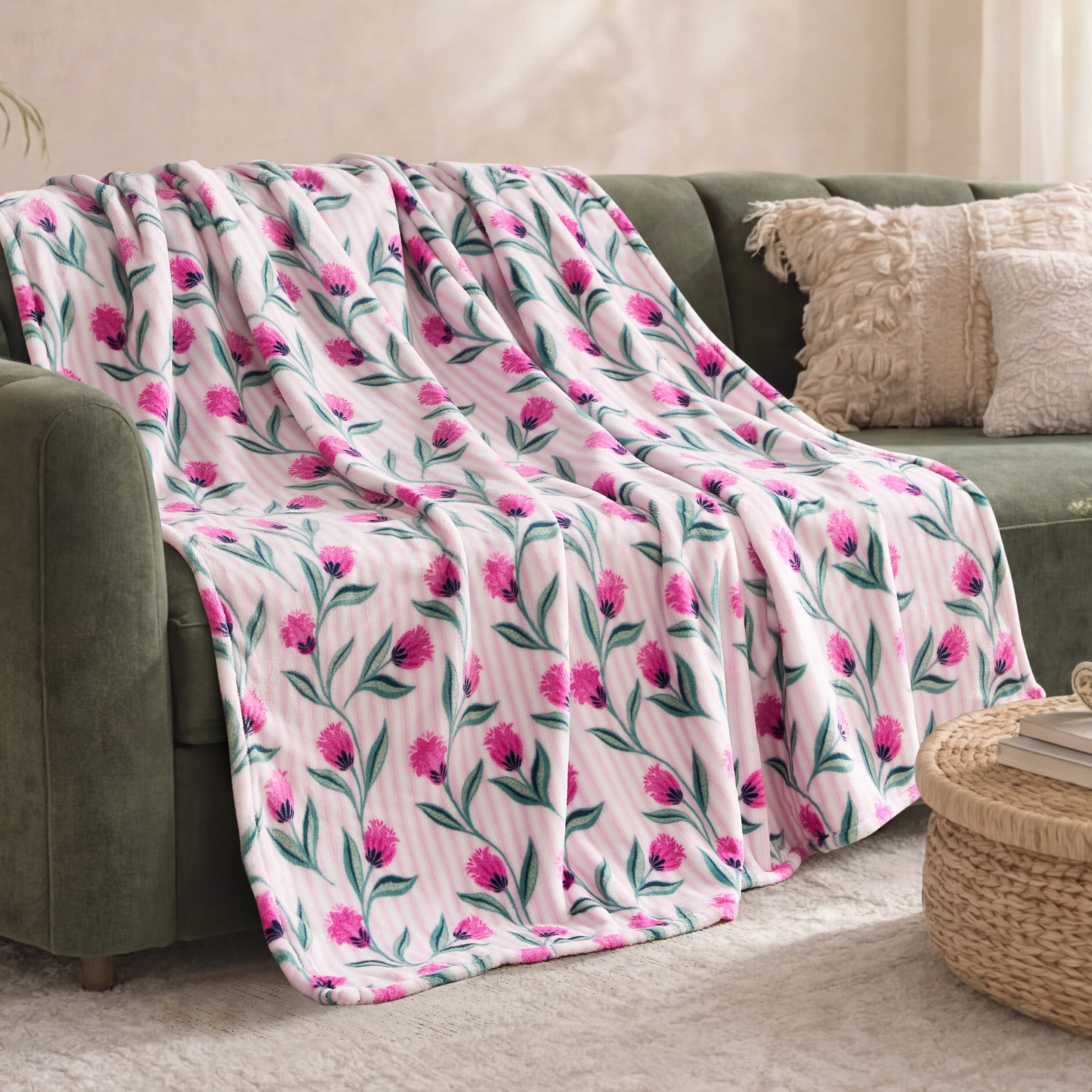 Jessica Simpson 60"x90" Plush Throw Blankets