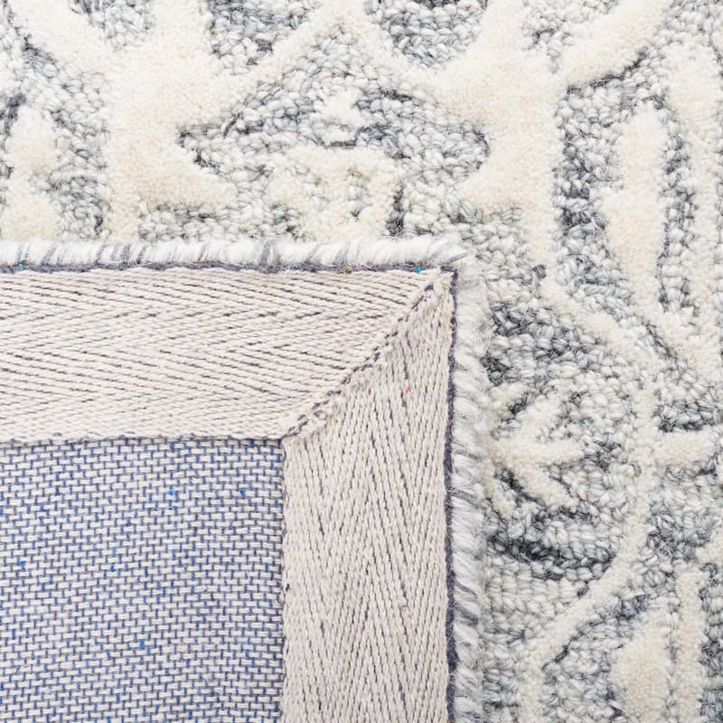 SAFAVIEH Handmade Metro Heidur Wool Rug