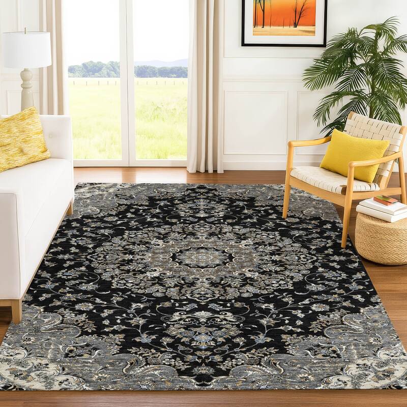Machine Washable Indoor/ Outdoor Traditional Niko Chantille Rug