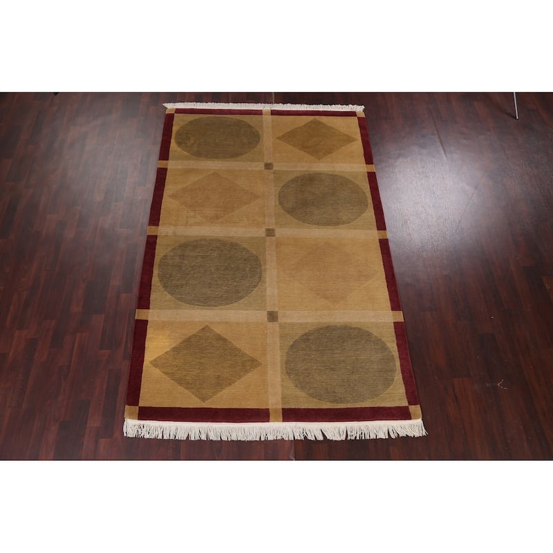 Vegetable Dye Geometric Oriental Nepalese Wool Area Rug Hand-knotted - 6'2" x 9'5"