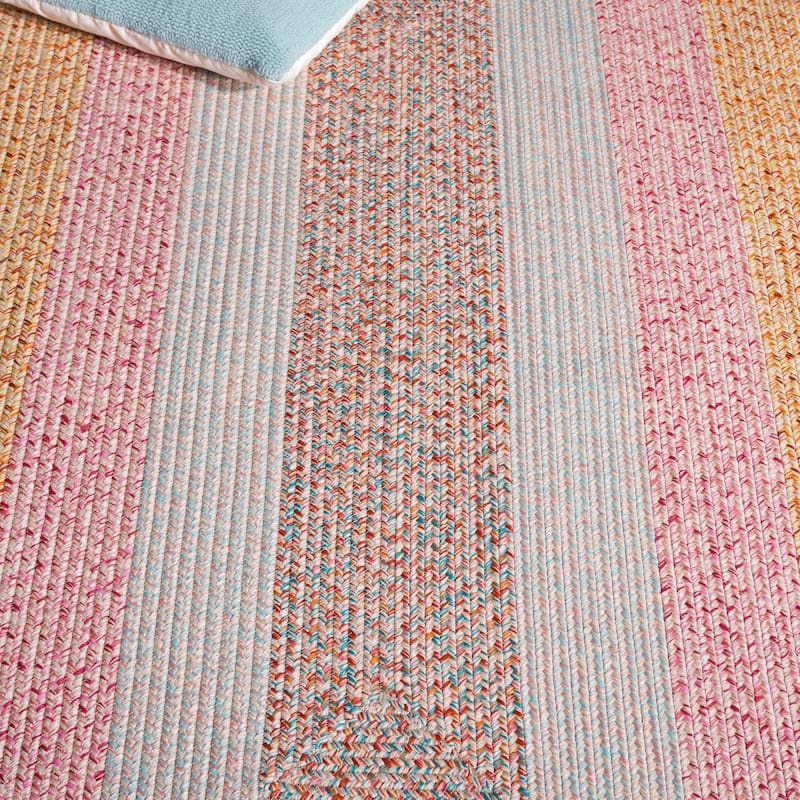 SAFAVIEH Handmade Braided Ecenur Indoor/Outdoor Machine Washable Rug