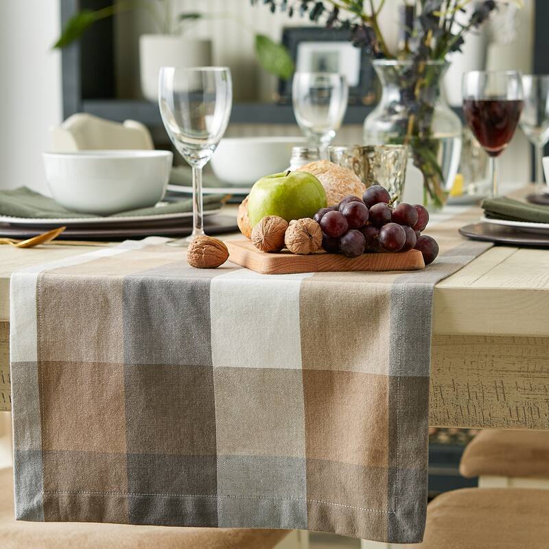 DII Tri Color Check Table Runner