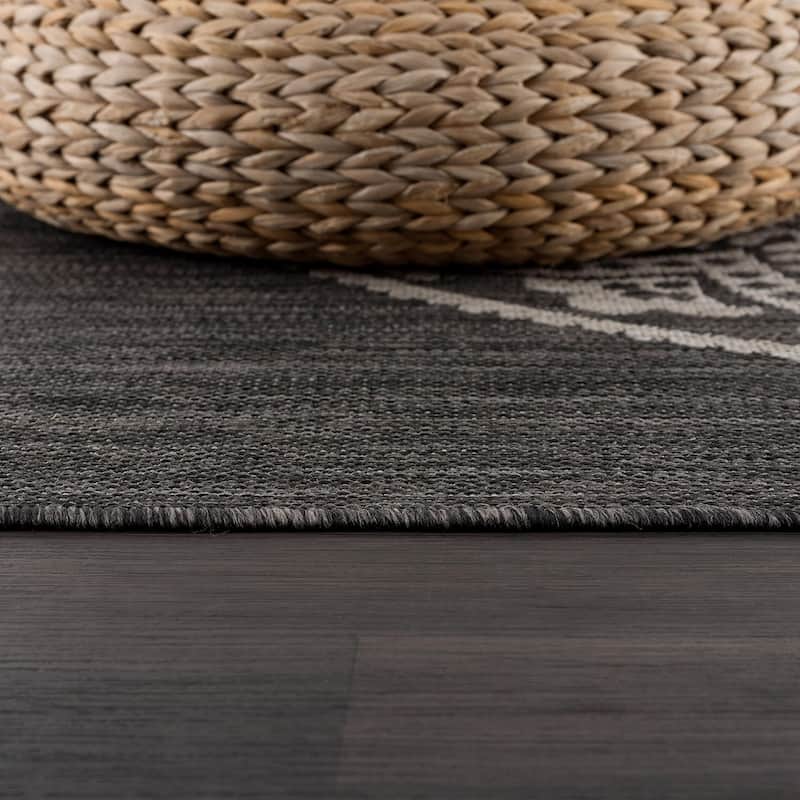 Beverly Rug Waikiki Insignia Modern Indoor Outdoor Rug