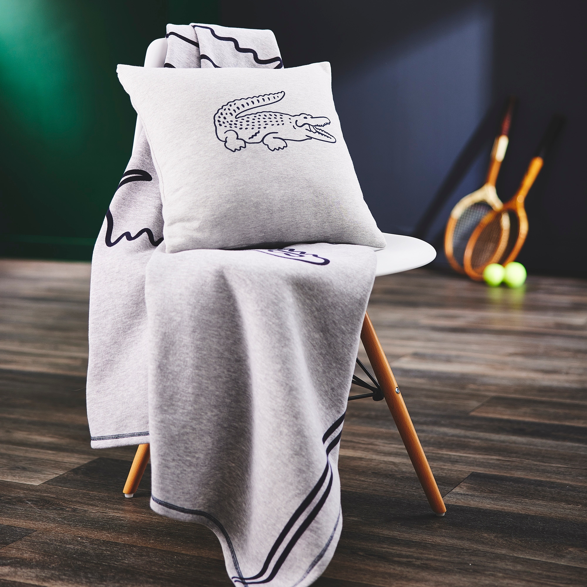 Lacoste Vintage Croc Throw