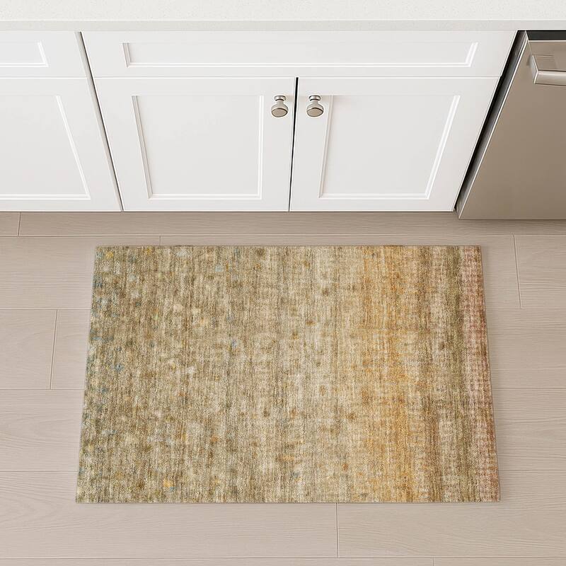 Machine Washable Indoor/ Outdoor Ombre Stripes Chantille Rug