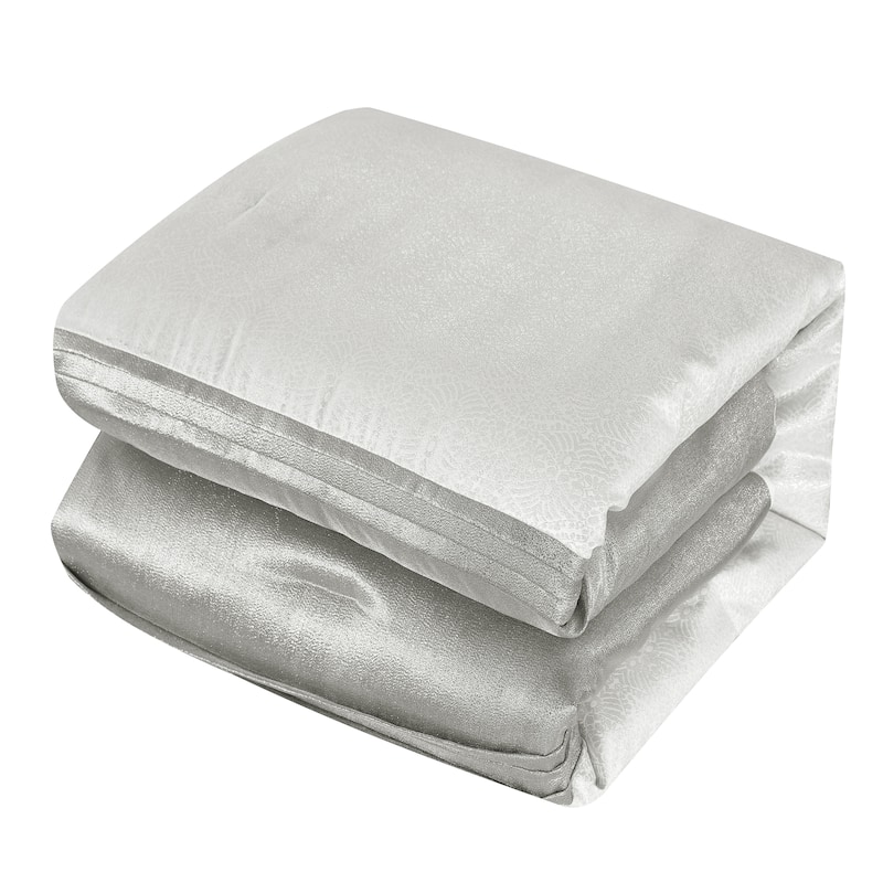 Nanshing Priscilla 7 Piece Modern Silver Comforter Set