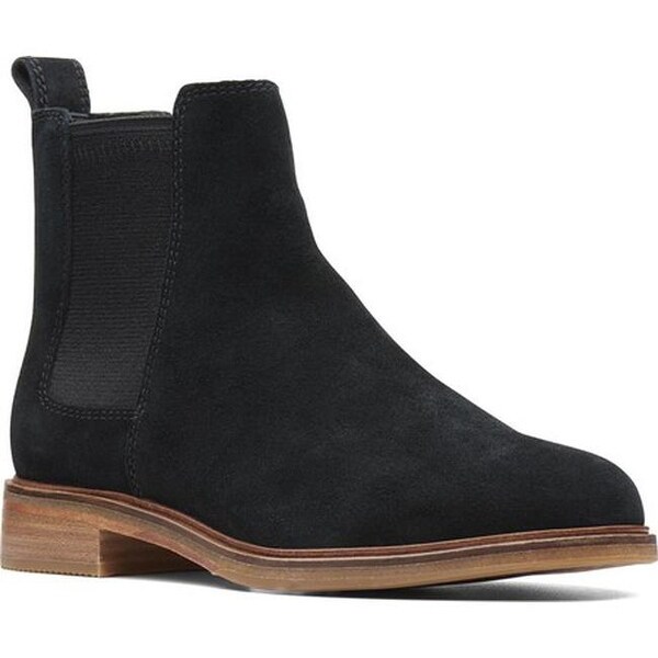 clarks hale mid chelsea boot