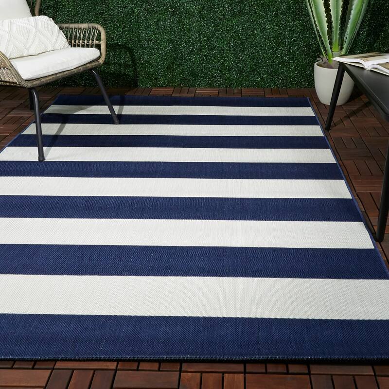Liam Stripe Indoor/Outdoor Area Rug - 2' x 7' Runner - 2' x 7' Runner - Navy