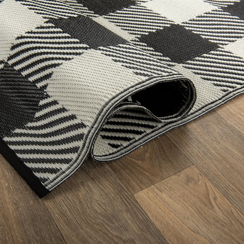 Buffalo Plaid Reversible Plastic Outdoor Rugs