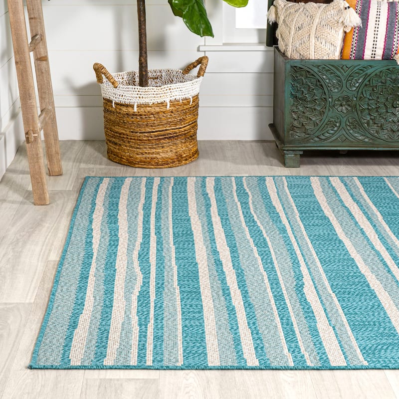 JONATHAN Y Chevron Wavy Stripe Modern Indoor/Outdoor Area Rug