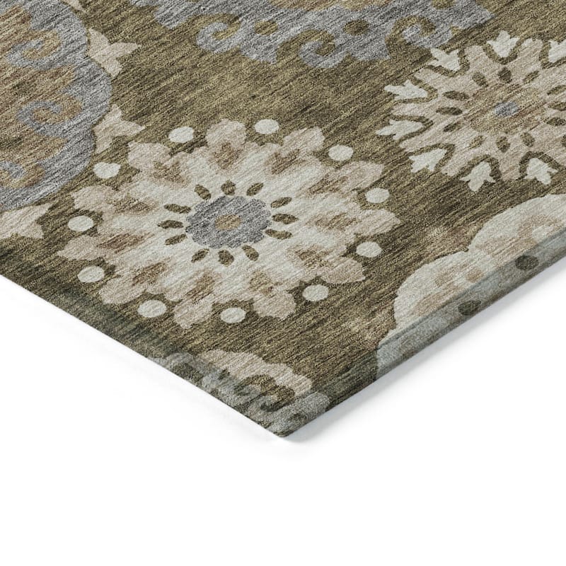 HomeRoots Floral Medallion Transitional Rectangle Outdoor Rug
