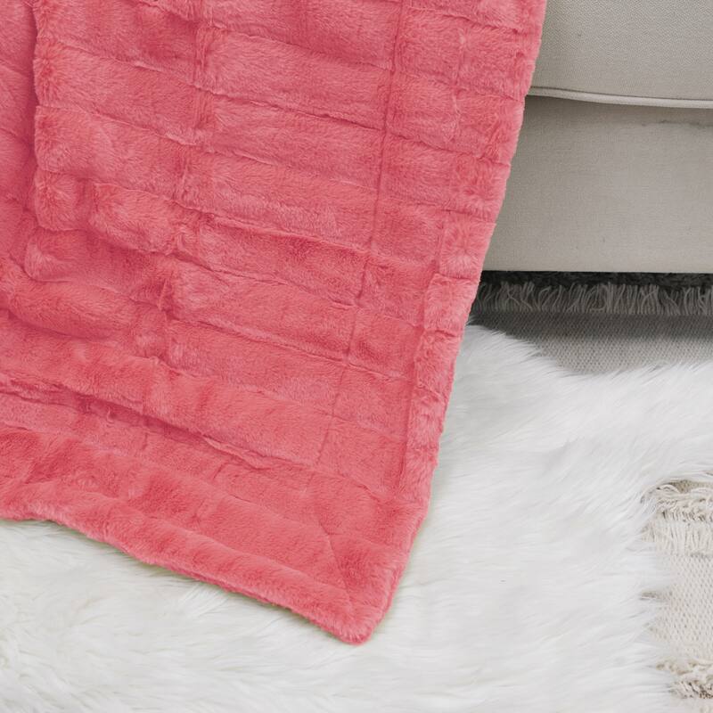 Supermink Decorative Fauxfur Throw 50'' x 60''