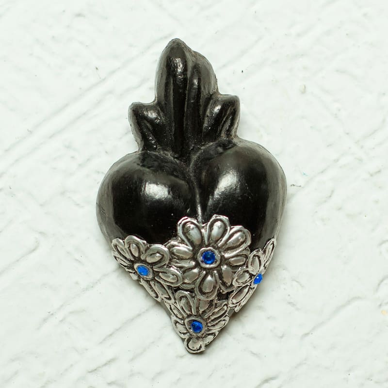 Novica Handmade Miniature Heart Barro Negro Wall Accent