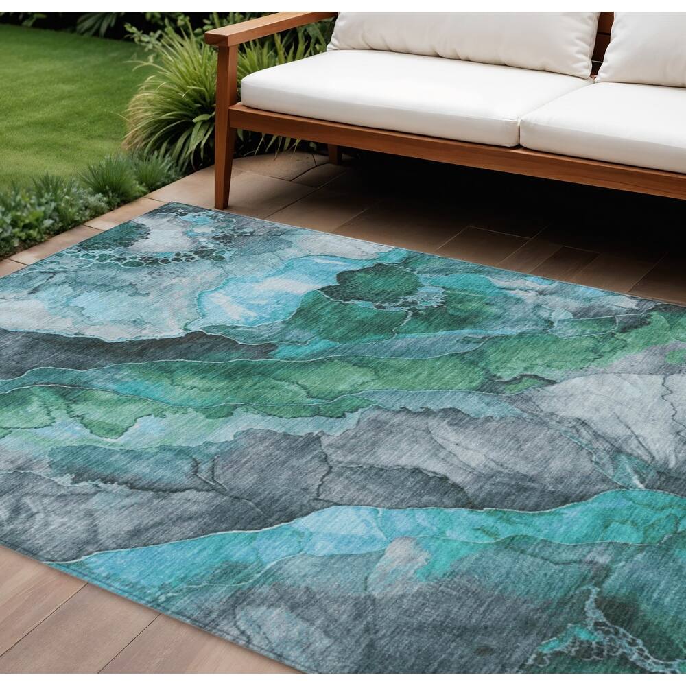 HomeRoots Floral Transitional Rectangle Outdoor Rug