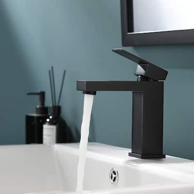 Single Handle Bathroom Sink Faucet with Anti Rust and Anti Corrosion, Anti Fingerprint, Suitable for Home Hotel Bathroom