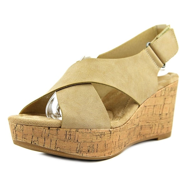 cl by laundry dream girl wedge sandal