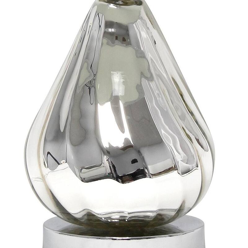 HomeRoots 21" Silver Glass And Metal Scalloped Table Lamp With Gray Drum Shade - 12.00 in. x 20.50 in. x 12.00 in.